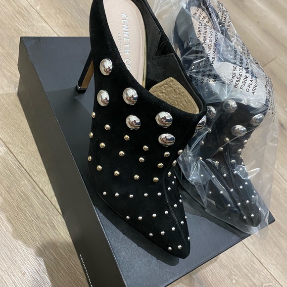 PRICE ⬇️ Kenneth Cole New York - Black Silver Stud Mules - size 7 - Picture 4 of 6